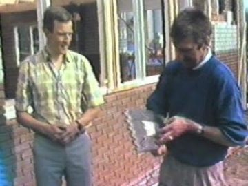 1987 Nieuwsflits april – Hoorn: WSV Karperskuyl – Clubgebouw – Eerste steen