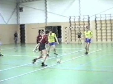 1987 Nieuwsflits april – Hoorn: Zaalvoetbal – Veerhuis – Zwaluwen