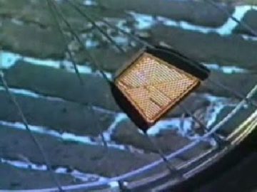 1987 Hoorn: Fietsreflectoren verplicht