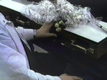 Bovenkarspel: Westfriese Flora – Afmijnen en veiling 7.500ste bosje bloemen