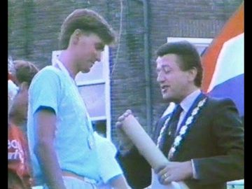 1984 Hoorn: Stephan van den Berg – Olympisch goud – Feestelijke intocht