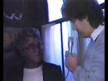 1985 Hoorn: Café De Volendammer 25 jaar en tante Marie 70 jaar