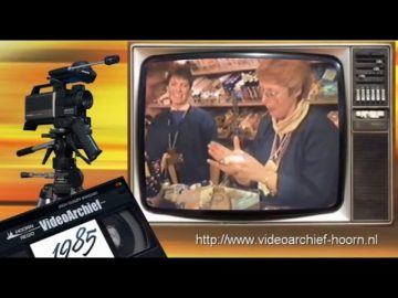 1985 Hoorn: Bezoek aan feestwinkel